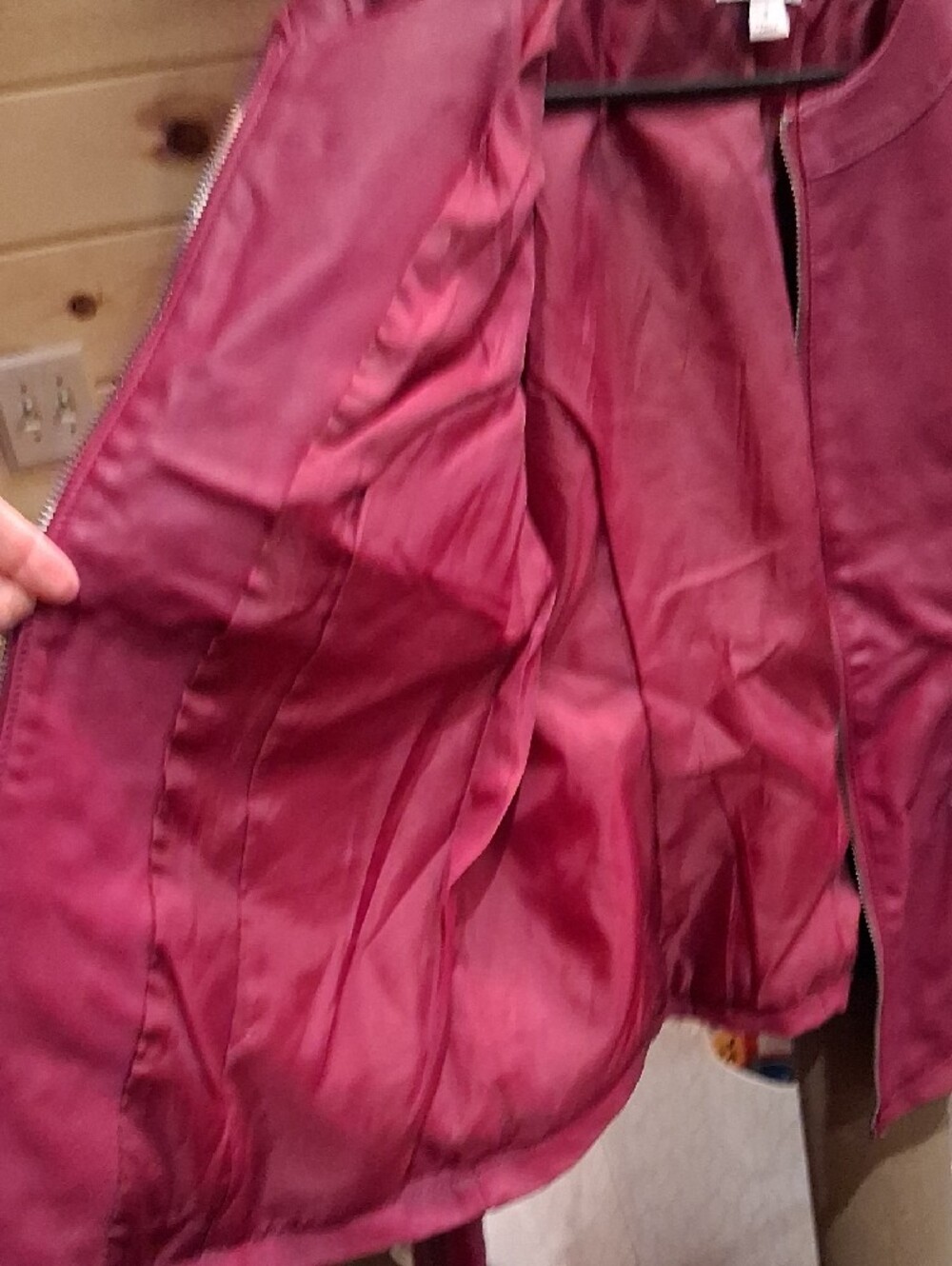 Denim&Co Raspberry Zip-Front Quilted Shoulder Jacket - Picture 6 of 9